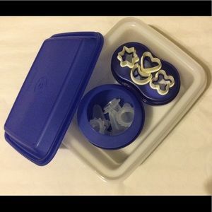 Tupperware bundle